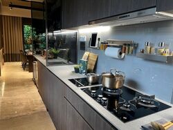 River Modern (D9), Apartment #511265421